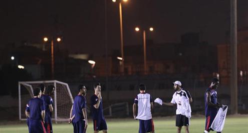 هجر يواصل الإستعدادات للشباب بمناورات صباحية ومسائية 